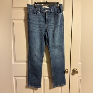 Levi's Women's Straight Leg Denim Jeans